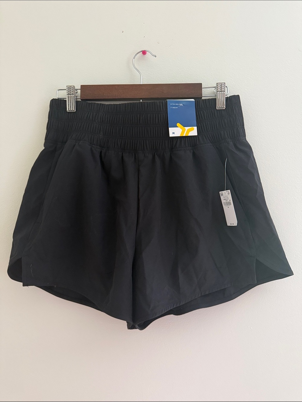 Old Navy Black Women's Athletic Shorts - Elastic Waist